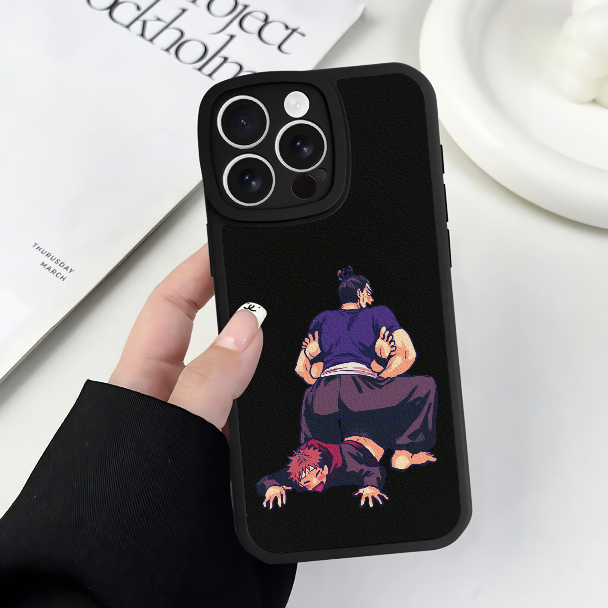（画像用） 呪術廻戦 Jujutsu Kaisen 【iPhone 16シリーズ対応】シリコンスマホケース（レザー調） 材質：シリコン